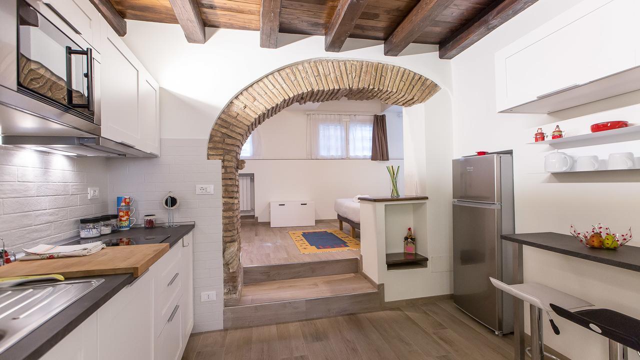 Rental In Rome Trastevere White Buitenkant foto